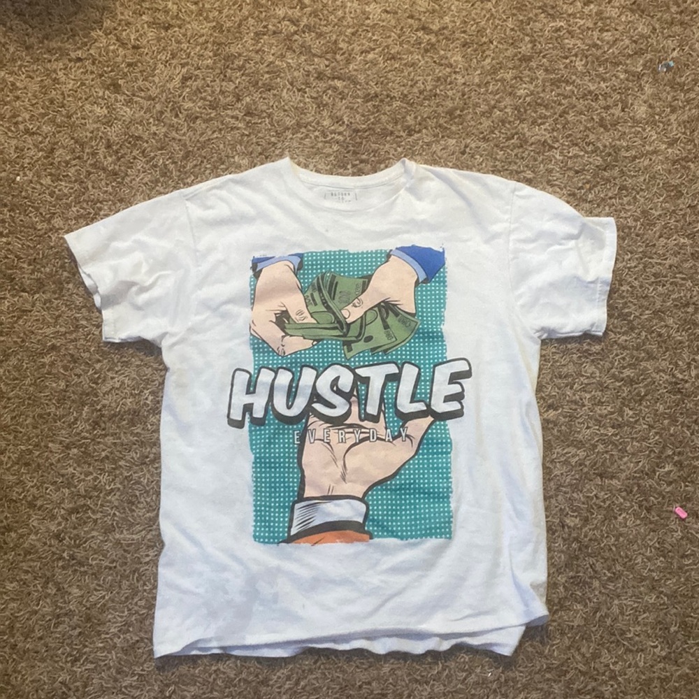 Hustle everyday T-shirt. white. large